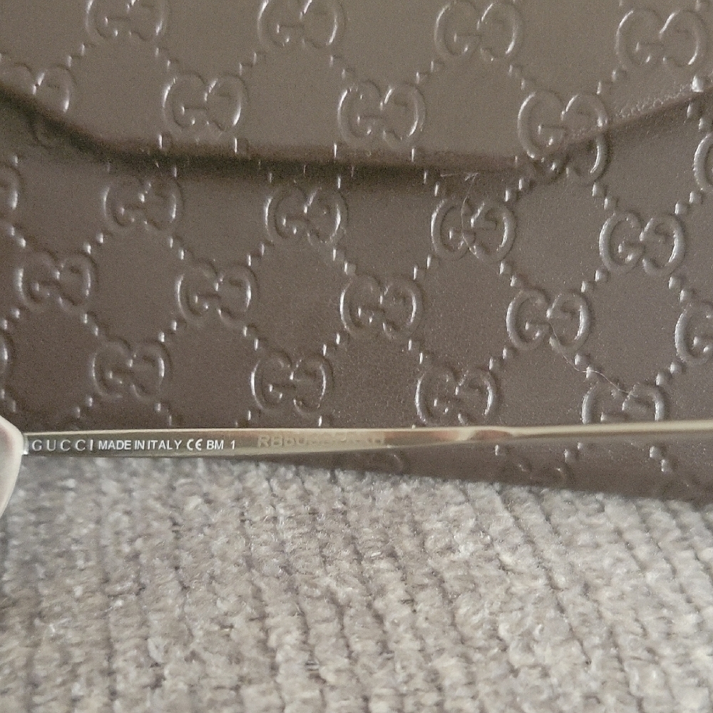 Gucci Olive Green Sunglasses - Picture 4 of 8